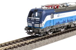 Piko Elektrická lokomotiva Vectron Praha-Berlín-Hamburk ČD VI vč. zvuk. dekodéru, digitální - 21688