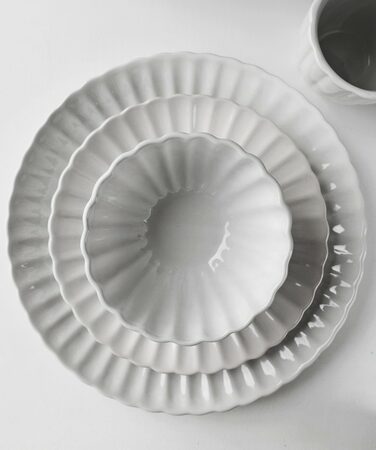 HIT Jídelní sada talířů porcelánová PEARL 18 ks bílá HT-24327901