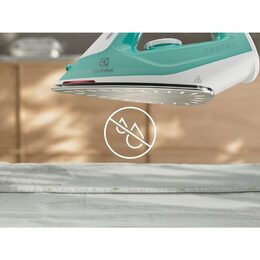 E5SI2-2AM NAPAŘOVACÍ ŽEHLIČKA ELECTROLUX