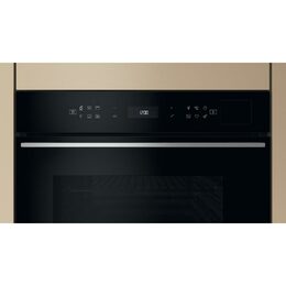 WOI7A8HT0SXA TROUBA VESTAVNÁ WHIRLPOOL