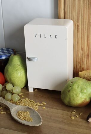 Vilac Dřevěná magnetická hra Ulož to správně! Ingela P. Arrhenius