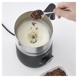 Napěňovač mléka Severin, SM 3586, inovativní, nastavitelná teplota, LED světelný
kroužek, XXL kapacita 700 ml, 500 W