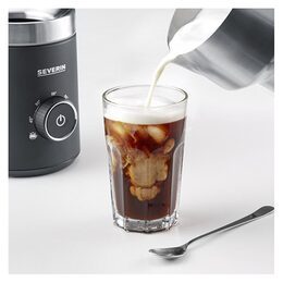 Napěňovač mléka Severin, SM 3586, inovativní, nastavitelná teplota, LED světelný
kroužek, XXL kapacita 700 ml, 500 W