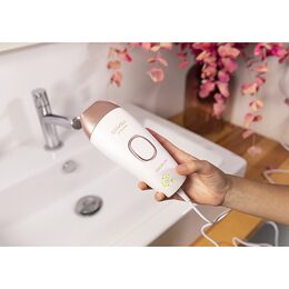 Epilátor Cecotec, 4245 Bamba SkinCare, křemenná lampa, 5 pozic systému,
bezpečnostní systém, síť