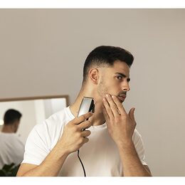 Zastřihovač vlasů Cecotec, 4232 Bamba PrecisionCare, 7 hřebenů, nerezová ocel,
nastavovací páka, 7 W