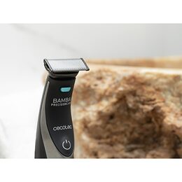 Zastřihovač vousů Cecotec, 4230 Bamba PrecisionCare, 3 vodící hřebeny, nože z
nerezové oceli, nabíjecí lithiová baterie 750 mAh