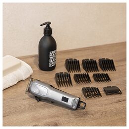 Zastřihovač vlasů Cecotec, 4218 Bamba PrecisionCare, nože z nerezové oceli, 8
hřebenů, lithiová baterie, 5 W