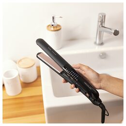 Žehlička na vlasy Cecotec, 4249 Bamba RitualCare, desky potažené titanem,
dotykové ovládání, zámek desek, automatické vypnutí, 60 W