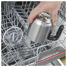 Napěňovač mléka Severin, SM 3588, 300 ml, nerezová ocel, základna otočná o 360°,
čokoládová funkce, 550 W