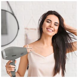 Vysoušeč vlasů Black+Decker, BXHDA2400E, 2 rychlosti, 3 teplotní úrovně, AC
motor, 2400 W