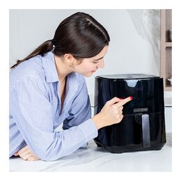 Fritéza Black+Decker, BXAF5000E, horkovzdušná, 5 L, časovač, digitální displej,
1450 W