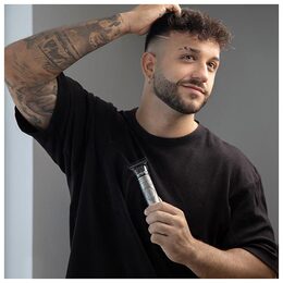 Holící styler Cecotec, 3380, Bamba PrecisionCare, na vlasy a vousy, LCD displej,
4 hřebeny, 120 minut autonomie