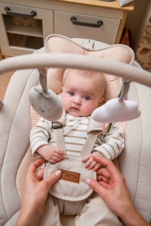 Elektrické houpátko MoMi PEARL šedé