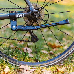 Stojánek na kolo Forever Outdoor černý