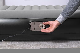 Nafukovací matrace Air Mattress Queen 2.03m x 1.52m x 30cm se zabudovanou pumpou