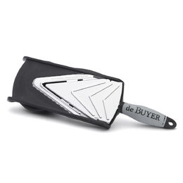 Kráječ de Buyer, 2011.01 KOBRA V AXIS, nerezová ocel, čepel profesionální
kvality, systém Click Express, nastavení tloušťky, úhel řezu 19,3