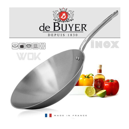 WOK pánev de Buyer, 3122.36, WOK, průměr 36 cm, dutá trubkovitá rukojeť,
nerezová ocel, vhodné pro indukci, výroba ve Francii
