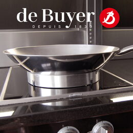 WOK pánev de Buyer, 3122.36, WOK, průměr 36 cm, dutá trubkovitá rukojeť,
nerezo