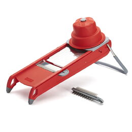 Kráječ de Buyer, 2015.43 SWING PLUS, nerezová ocel, regulace tloušťky řezu,
ergonomický a bezpečný držák, protiskluzové nohy