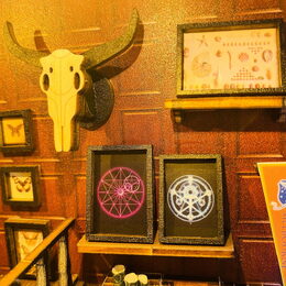 2Kids Toys Zarážka na knihy Domek kouzelnice Miry