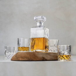 BERLINGERHAUS Sada lahve 750 ml a 4 ks sklenic na whisky 220 ml BH-8657