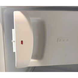 PTB 82 EMW1 CHLADNIČKA PHILCO