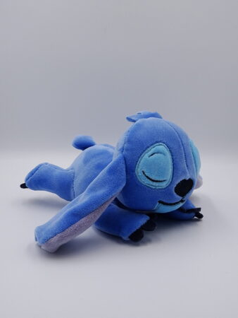 Plyšová figurka s klipem Disney Snuglets 15 cm