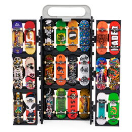 Tech deck vitrína a pódium