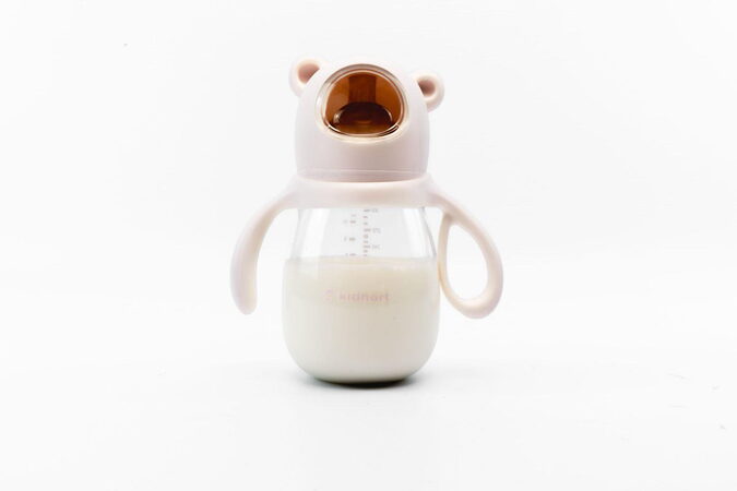 Kojenecká lahev Kidnort Jordbaer 300ml 6m+ béžová