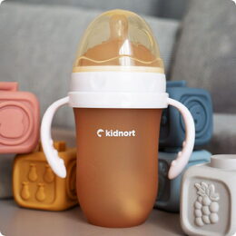 Kojenecká lahev pro kojené děti Kidnort Eple 250ml 6m+ béžová