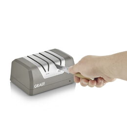 SG 820 ELEKTRICKÝ BROUSEK NOŽŮ GRAEF