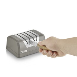 SG 820 ELEKTRICKÝ BROUSEK NOŽŮ GRAEF