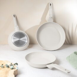 BERLINGERHAUS Sada pánví s titanovým povrchem 3 ks Sahara Marble Collection BH-8398