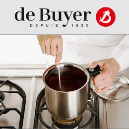 Hrnec de Buyer, 3437.16N, na vodní lázeň, nerez ocel, otevírací rukojeť, ventil,
vnitřní stupnice, sendvičové dno