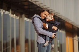 Ergonomické nosítko MoMi COLLET béžové