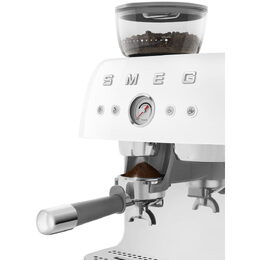 EGF03WHEU PÁKOVÉ ESPRESSO BÍLÁ SMEG