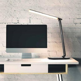 WO37-B LED lampa 12W s USB, stmívatelná