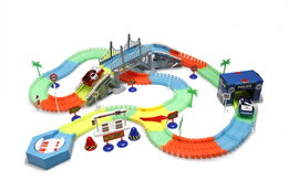 Variabilní dráha svítící ve tmě 220 dílů + autíčko s LED světlem