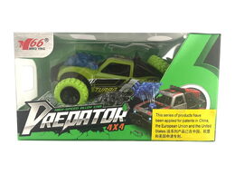 Auto 1:36 se zvukem a světlem