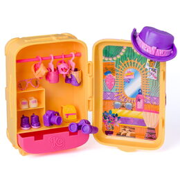 Panenka KookyLoos  Jane v kufříku