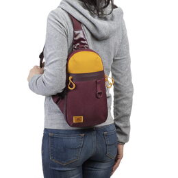 Riva Case 5312 sportovní batoh pro elektroniku, vínově červený