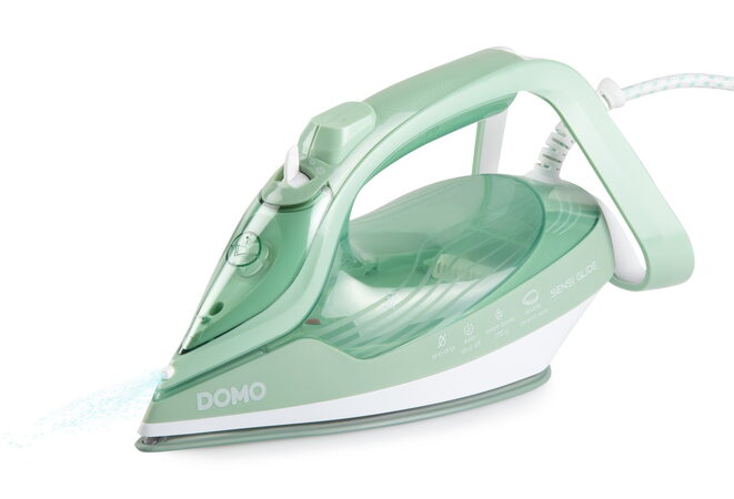 Napařovací žehlička SensiGlide - keramická - DOMO DO7059S, Příkon: 2 400 W, Parn