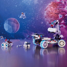 LEGO® Technic 42211 Lunární rover Lunar Outpost™