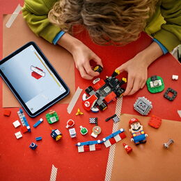 LEGO® Super Mario™ 72043 Mario Kart™ – Interaktivní LEGO® Mario™ a Standard Kart