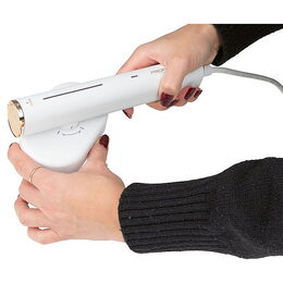 ProfiCare DG 3124 Napařovač oděvů ruční žehlička 2 v 1 1300 W