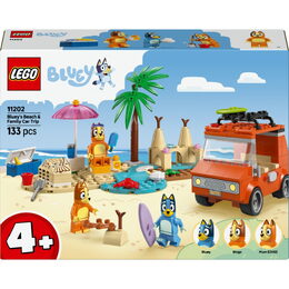 LEGO® Bluey 11202 Bluey a rodinný výlet autem na pláž