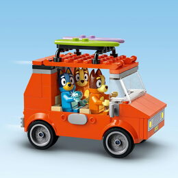 LEGO® Bluey 11202 Bluey a rodinný výlet autem na pláž