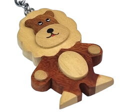 2Kids Toys Dřevěná klíčenka Lev stojící
