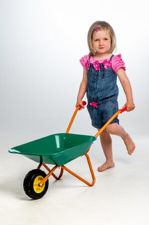 Teddies Yupee kolečko plechové zelená 78x40x32cm v krabici