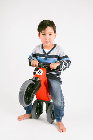 Teddies Funny Wheels Sport 2v1 červené s gumovými koly v krabici